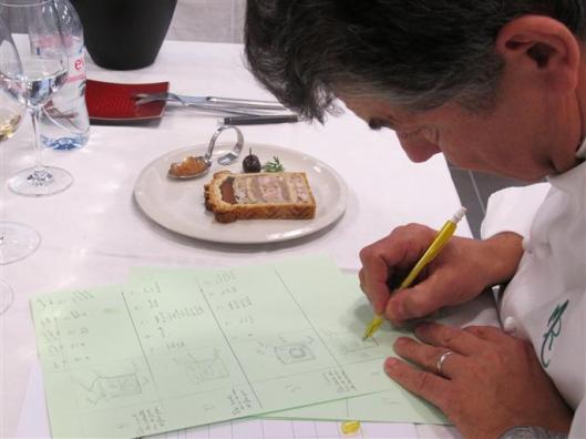 Régis Marcon *** en pleine dégustation