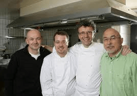 Les artisans du livre en question...