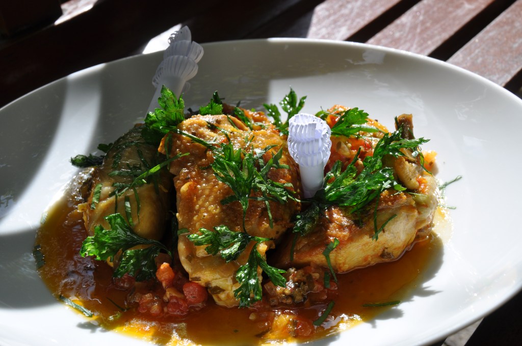 Le Poulet sauté au Safran, parfumé d'absinthe