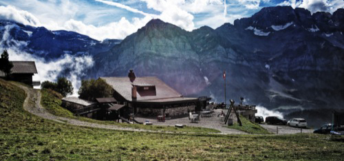 Coquoz© Above &Below